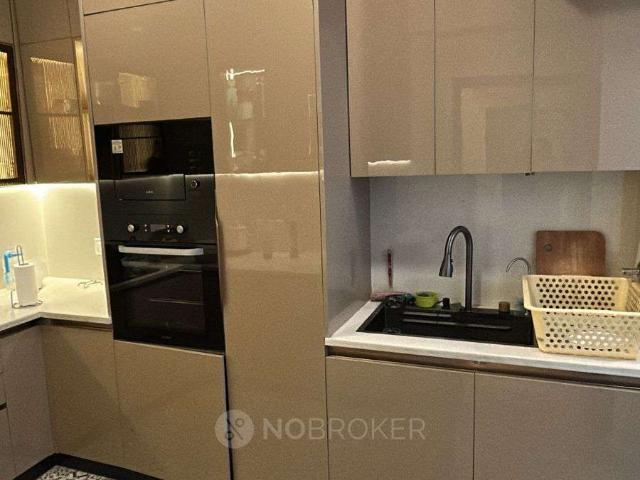 3 BHK Flat In Shri Kripalu Ji Cghs Limited, Sector 52a for Rent In Sector 52a
