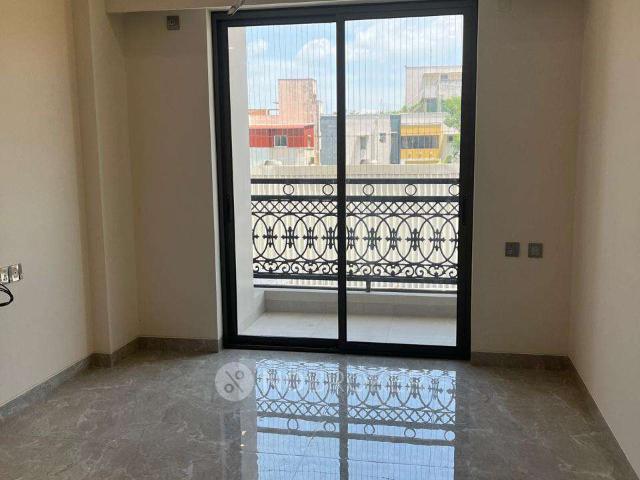 3 BHK Flat In Sis Florence for Rent In Porur