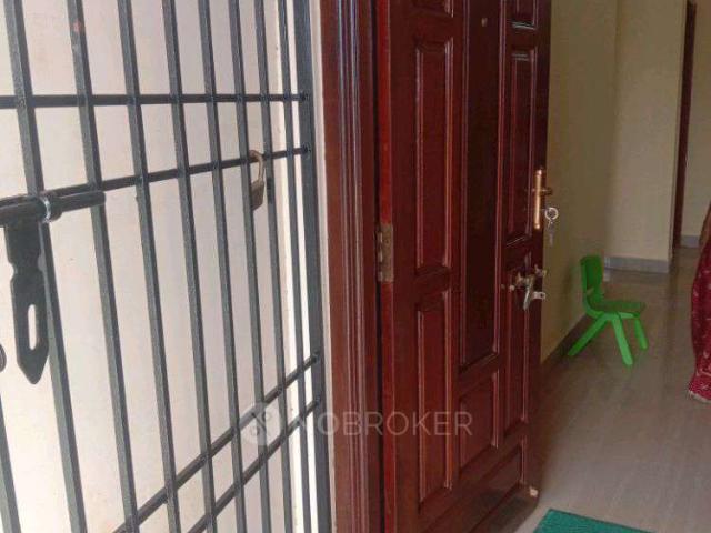 3 BHK Flat In Sithalapakkam For Sale In Hari Nivas Apartments