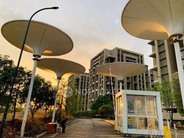 3 BHK Flat In Skyi Star Town For Sale In Bhukum