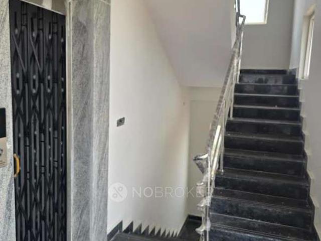 3 BHK Flat In Sri Vigneswara Nilayam For Sale In Pedda Amberpet