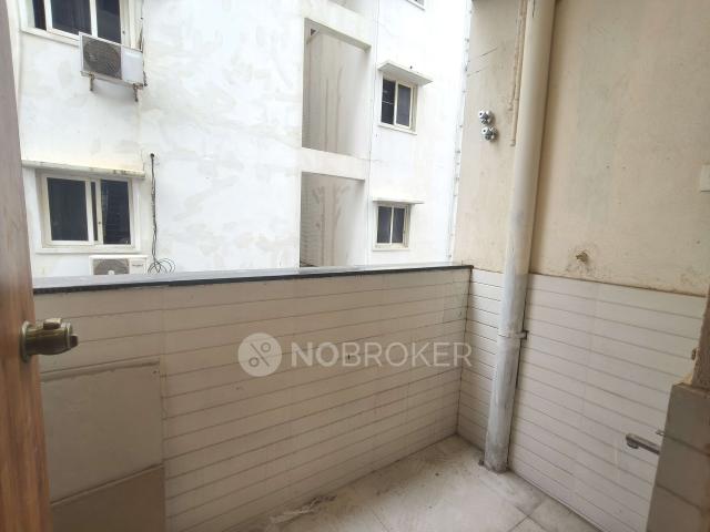 3 BHK Flat In Sri Balaji Grandeur for Rent In Madhapur