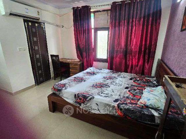 3 BHK Flat In Srinivas Apartment for Rent In Palam Kunj