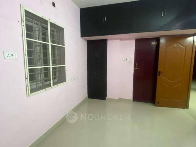 3 BHK Flat In Srivari Homes for Rent In Dr Ramamoorthy Nagar Rd