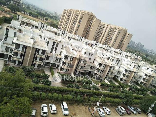 3 BHK Flat In, Tulip Orange For Sale In Sector