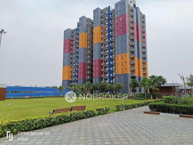 3 BHK Flat In The Cubix Apartment For Sale In Wazirabad Village Rd