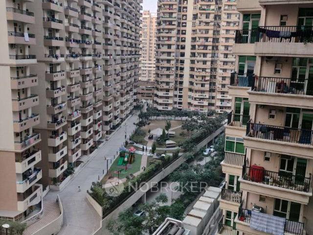 3 BHK Flat In Tower O For Sale In Gaur City 2