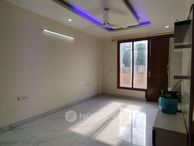 3 BHK Flat In Uppal Southend for Rent In Sector 49