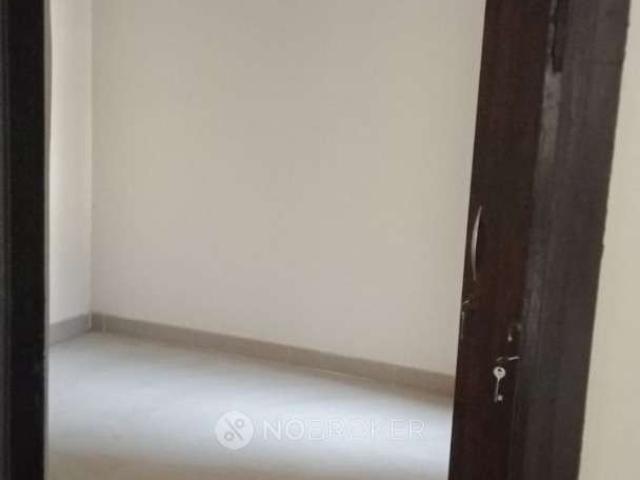3 BHK Flat In Victoryone Central, Sector 12 For Sale In Sector 12