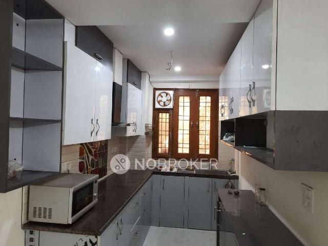 3 BHK Flat In Vinayak Apartment For Sale In Sector 14