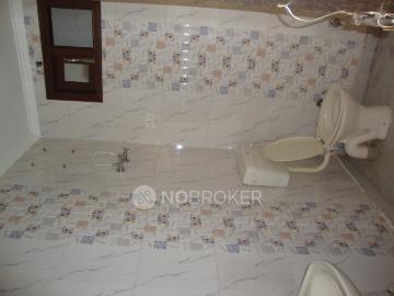 3 BHK Flat In Vishwas Park for Rent In Guru Kripa Bakery