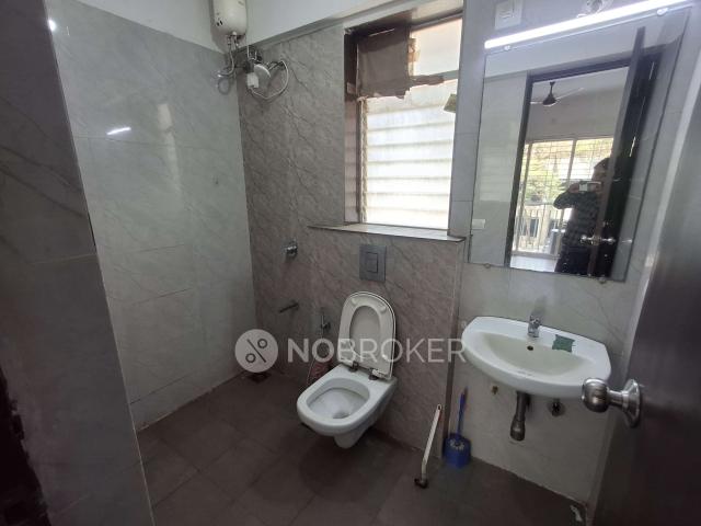 3 BHK Flat In Wadhwa Solitaire for Rent In Kolshet Road