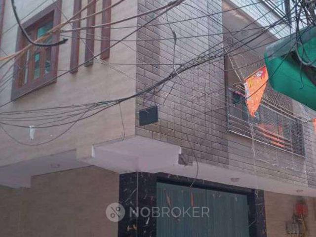 3 BHK Flat In West Gorakh Park For Sale In Shahdara