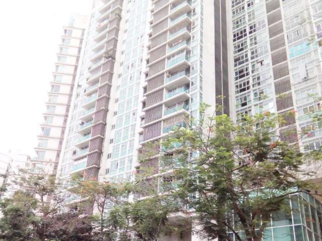 3 BHK Flat In Whispering Palms Xxclusives For Sale In Kandivali East