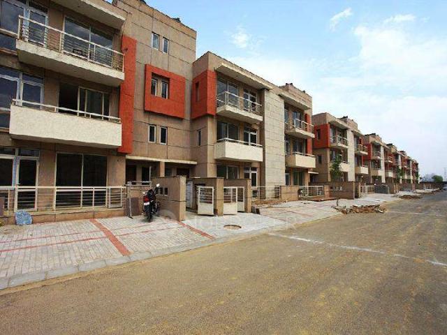 3 BHK House For Sale In The Woodstock Floors