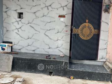 House for sale in Krishna Park West Delhi - Parking