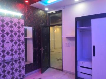 3 BHK Independent Builder Floor in Mukherjee Nagar for rent New Delhi. The reference number is 15241174