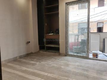 3 BHK Independent Builder Floor in Mukherjee Nagar for rent New Delhi. The reference number is 19875335