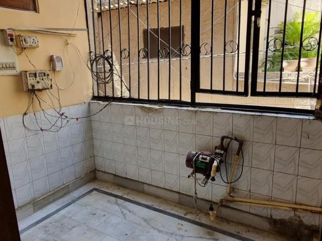 3 BHK Independent Builder Floor in Mukherjee Nagar for resale New Delhi. The reference number is 17459364