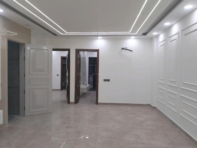 3 BHK Independent Builder Floor in Mukherjee Nagar for resale New Delhi. The reference number is 19802668