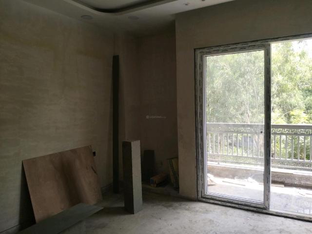 3 BHK Independent Builder Floor in Mukherjee Nagar for resale New Delhi. The reference number is 19802857