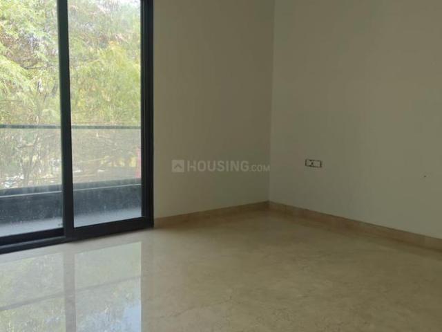 3 BHK Independent Builder Floor in Mukherjee Nagar for resale New Delhi. The reference number is 20032407