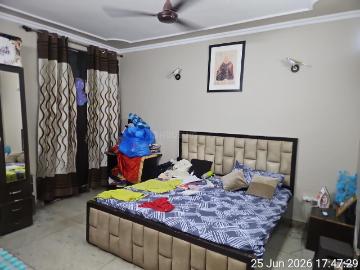 3 BHK Independent Builder Floor in Mukherjee Nagar for resale New Delhi. The reference number is 20555264