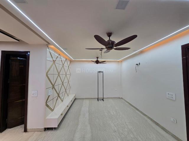 3 BHK Independent Builder Floor in Mukherji Park for resale New Delhi. The reference number is 19533885
