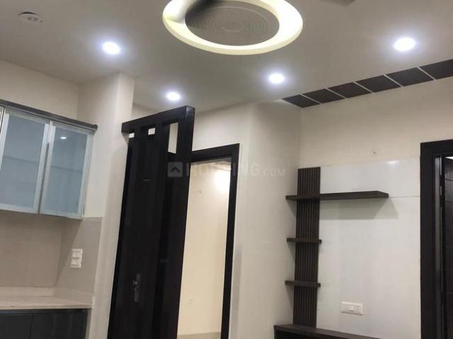 3 BHK Independent Builder Floor in Mahavir Enclave for rent New Delhi. The reference number is 15526935