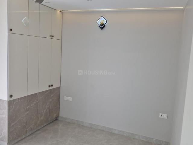 3 BHK Independent Builder Floor in Mahavir Enclave for resale New Delhi. The reference number is 19418310
