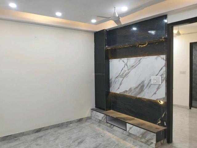 3 BHK Independent Builder Floor in Mahavir Enclave for resale New Delhi. The reference number is 19599043