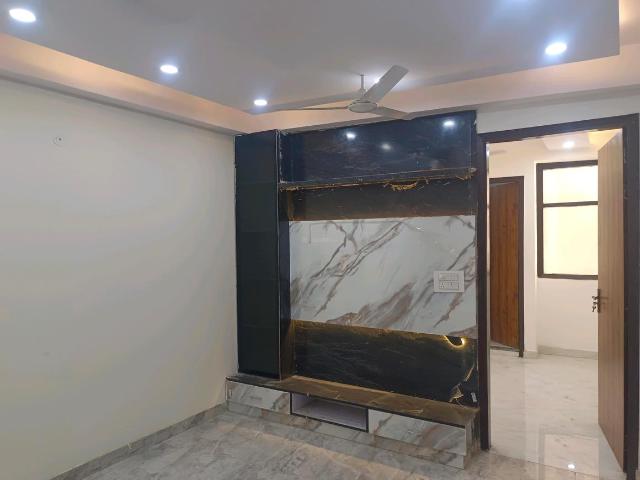 3 BHK Independent Builder Floor in Mahavir Enclave for resale New Delhi. The reference number is 21263088