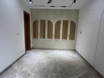 3 BHK Independent Builder Floor in Maharani Bagh for resale New Delhi. The reference number is 14975050