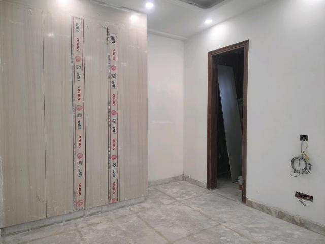 3 BHK Independent Builder Floor in Malviya Nagar for rent New Delhi. The reference number is 19606836