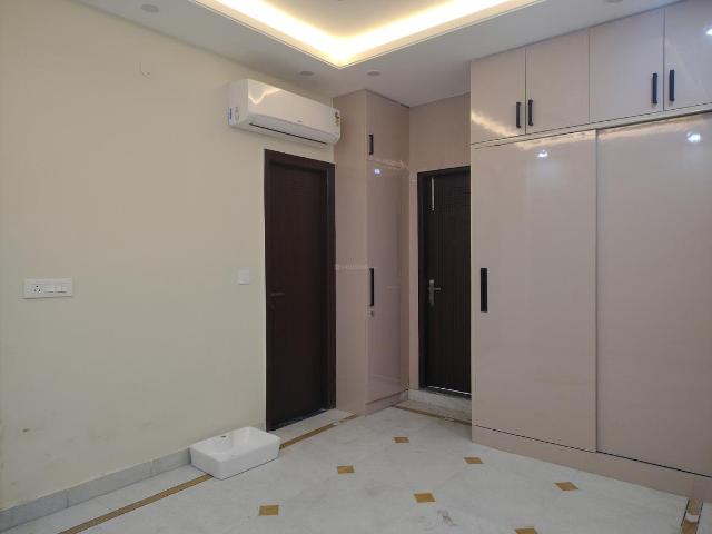 3 BHK Independent Builder Floor in Malviya Nagar for rent New Delhi. The reference number is 21021466