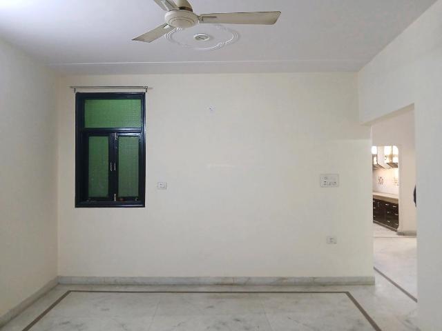 3 BHK Independent Builder Floor in Mansarover Garden for rent New Delhi. The reference number is 19020762