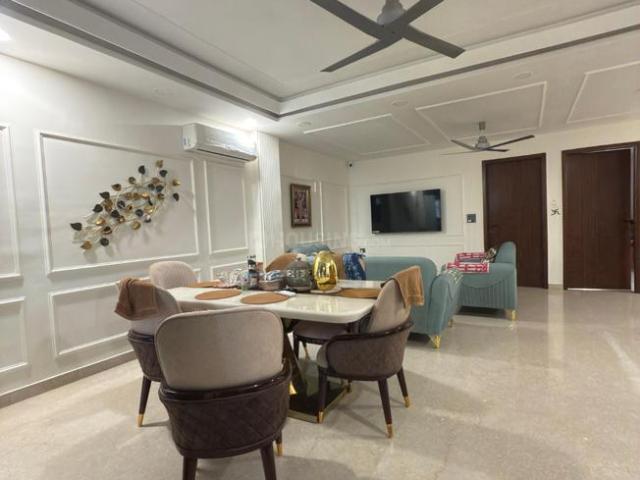 3 BHK Independent Builder Floor in Mansarover Garden for resale New Delhi. The reference number is 20179434