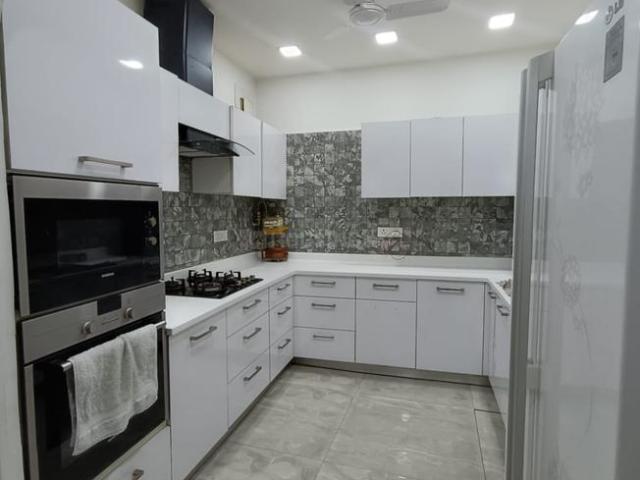 3 BHK Independent Builder Floor in Mansarover Garden for resale New Delhi. The reference number is 20584950