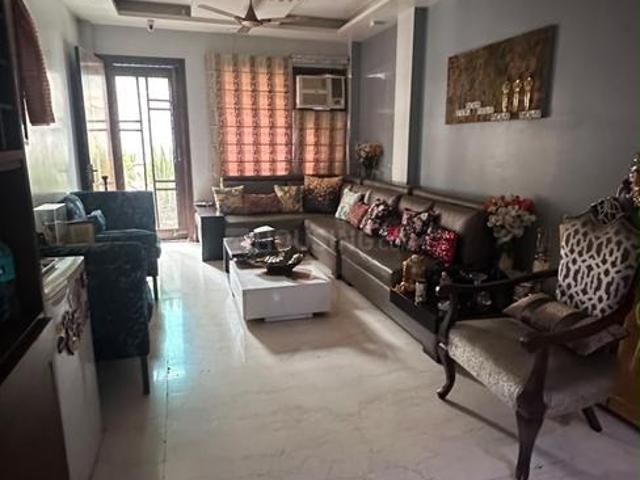 3 BHK Independent Builder Floor in Mansarover Garden for resale New Delhi. The reference number is 21189377