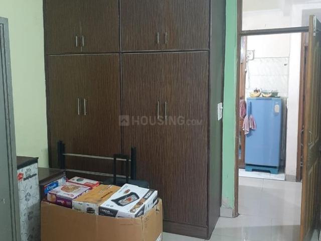 3 BHK Independent Builder Floor in Mayur Vihar Phase 1 for rent New Delhi. The reference number is 19890662