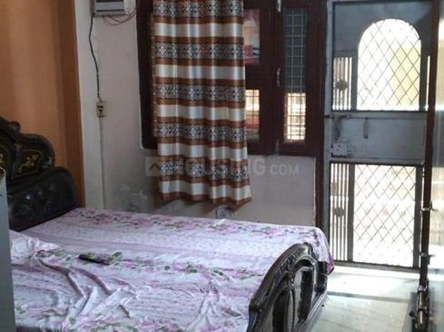 3 BHK Independent Builder Floor in Mayur Vihar Phase 1 for rent New Delhi. The reference number is 21290104