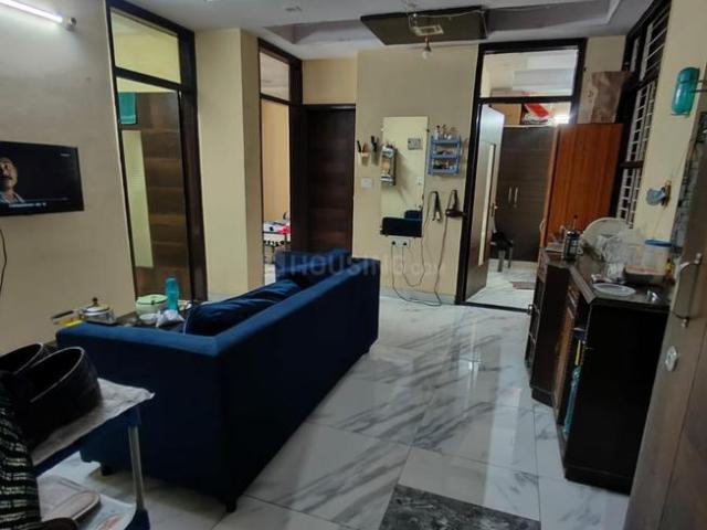 3 BHK Independent Builder Floor in Mayur Vihar Phase 1 for resale New Delhi. The reference number is 20475884