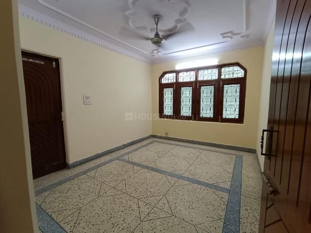 3 BHK Independent Builder Floor in Mayur Vihar Phase 1 for resale New Delhi. The reference number is 20866284