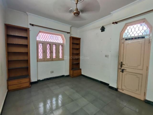 3 BHK Independent Builder Floor in Mayur Vihar Phase 1 for resale New Delhi. The reference number is 20894943