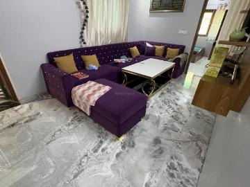 Flat for sale in Mayur County - Security