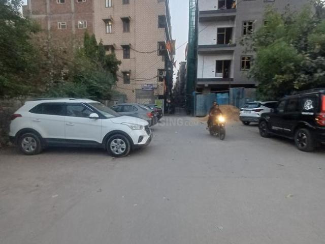 3 BHK Independent Builder Floor in Model Town for resale New Delhi. The reference number is 20021216