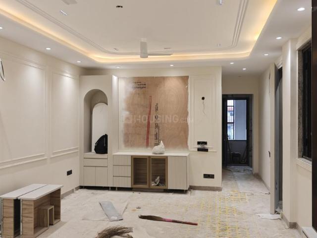 3 BHK Independent Builder Floor in Model Town for resale New Delhi. The reference number is 21131068