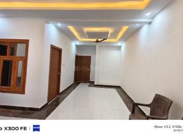 3 BHK Independent Builder Floor in Modipuram for resale Meerut. The reference number is 20455091