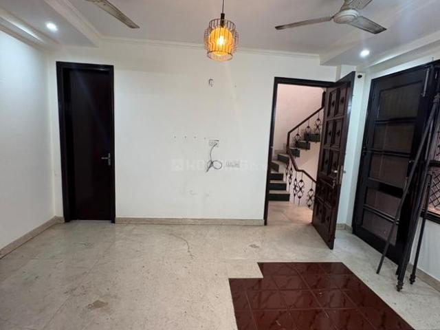 3 BHK Independent Builder Floor in Naraina for rent New Delhi. The reference number is 19704671