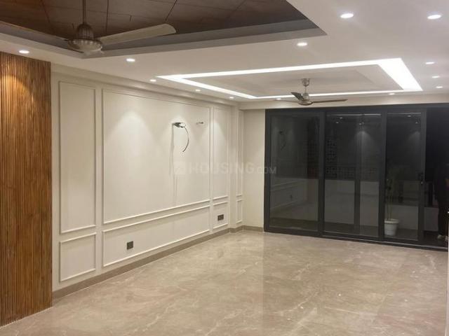 3 BHK Independent Builder Floor in Naraina for rent New Delhi. The reference number is 19991757